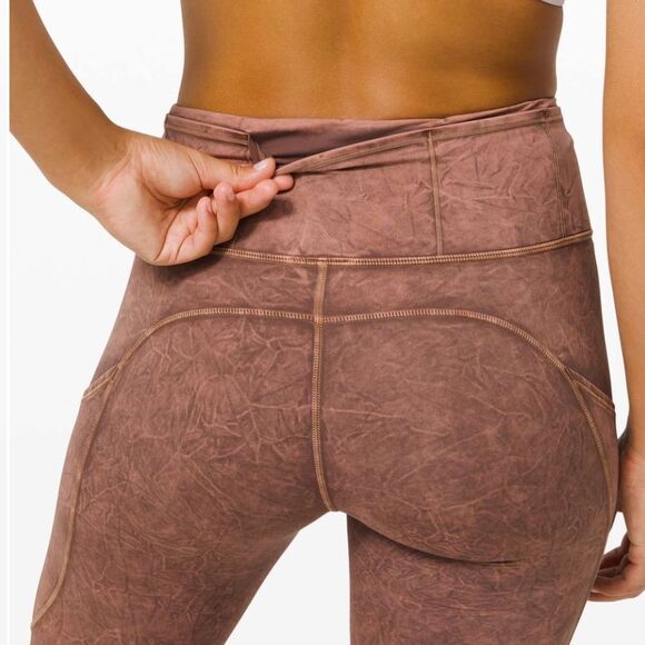 Lululemon Fast and Free Tight II 25" Ice Dye Size 8 Ice Wash Brown Earth Pockets - Picture 6 of 16